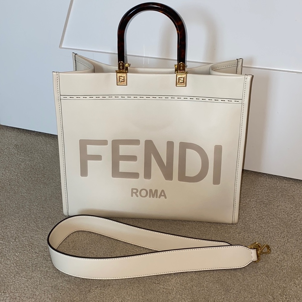 Fendi medium sunshine shopper white